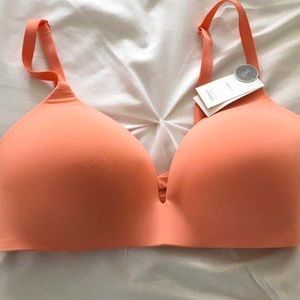 Brand new Gap body wireless bra -34D
